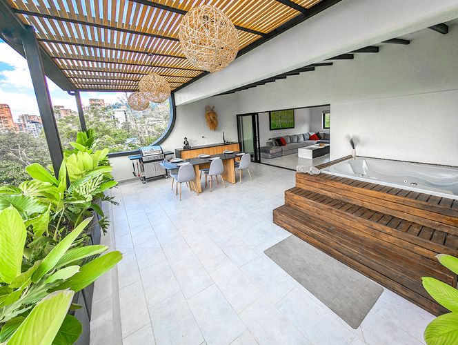 Apartamento de 4 alcobas en venta en El Poblado, Medellín, 210 m² · foto 16 de 16