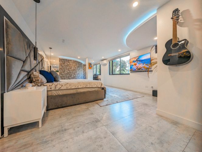 Apartamento de 3 alcobas en venta en El Poblado, Medellín, 190 m² · foto 10 de 16
