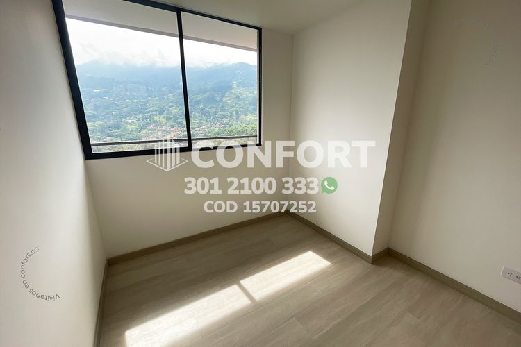 Apartamento de 3 alcobas en arriendo en Loma Del Escobero, Envigado, 99 m² · foto 23 de 24
