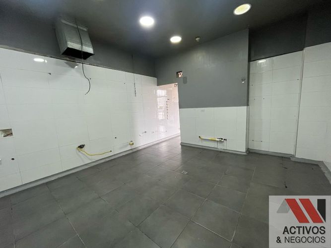 Local en arriendo en Colombia, Medellín, 37 m² · foto 2 de 9