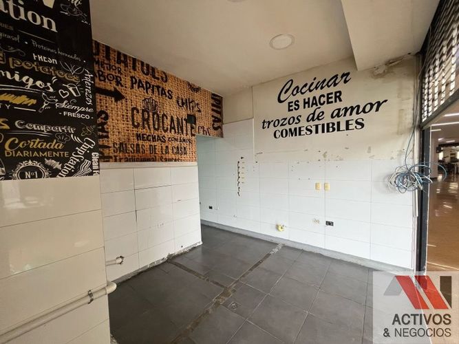 Local en arriendo en Colombia, Medellín, 37 m² · foto 8 de 9