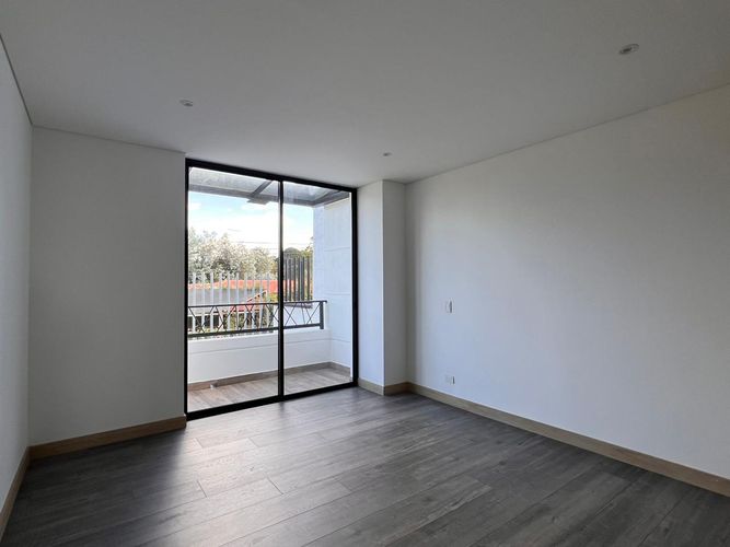 Casa de 3 alcobas en venta en El Porvenir, Rionegro, 220 m² · foto 7 de 15
