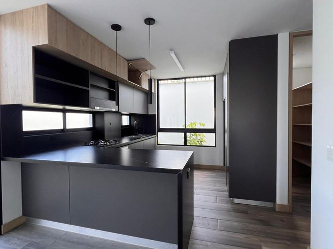 Casa de 3 alcobas en venta en El Porvenir, Rionegro, 220 m² · foto 5 de 15