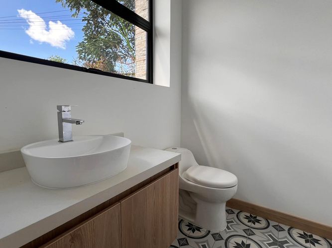 Casa de 3 alcobas en venta en El Porvenir, Rionegro, 220 m² · foto 14 de 15