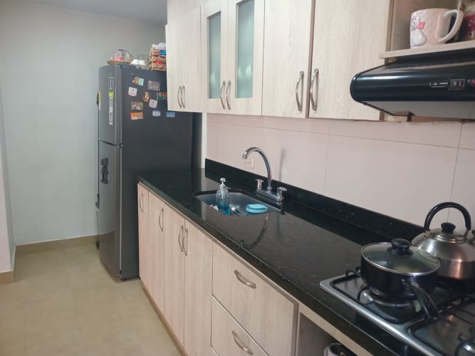 Apartamento en venta en El Poblado, Medellín · foto 5 de 15