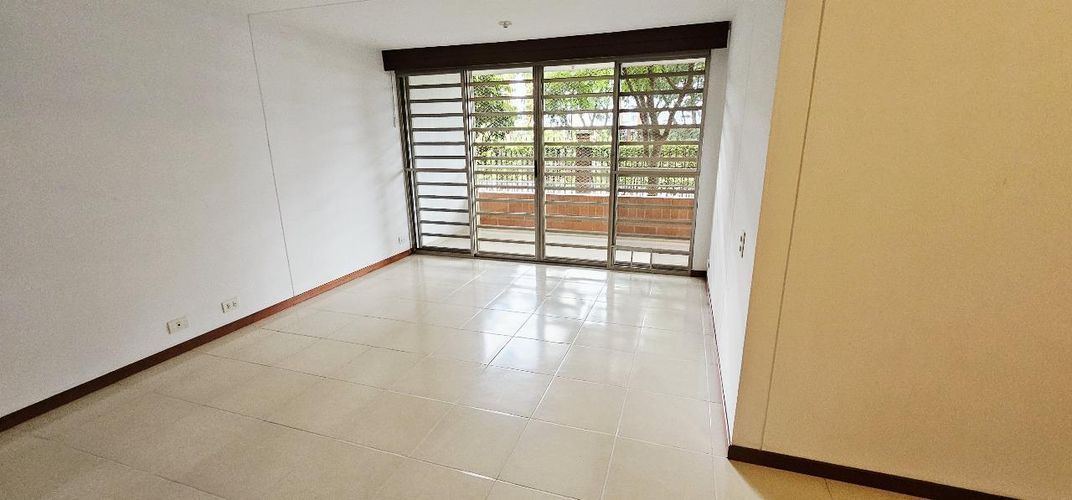 Apartamento de 3 alcobas en venta en Valle Del Lili, Cali, 100 m² · foto 13 de 23