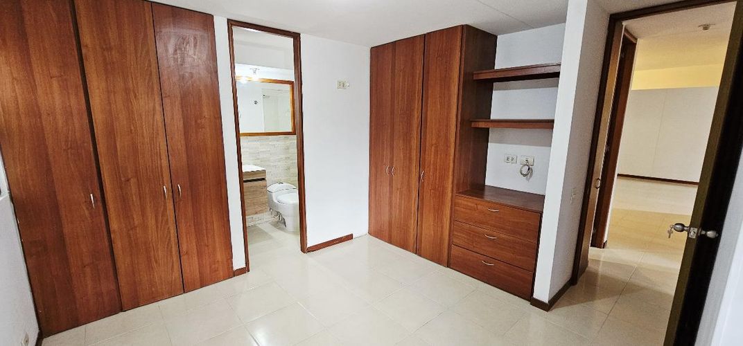 Apartamento de 3 alcobas en venta en Valle Del Lili, Cali, 100 m² · foto 15 de 23