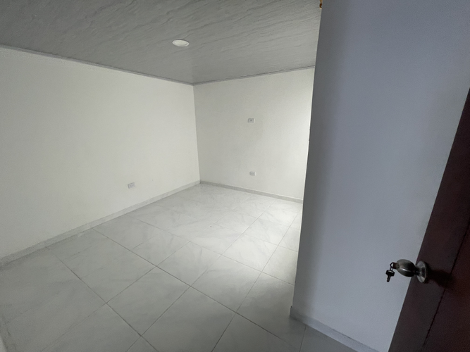 Casa de 4 alcobas en venta en Las Mercedes, Jamundí, 120 m² · foto 7 de 8