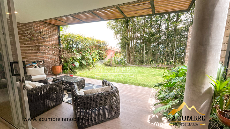 Casa de 3 alcobas en venta en Loma El Atravesado, Envigado, 208 m² · foto 5 de 16