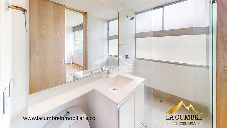 Apartamento de 3 alcobas en venta en Los Balsos, Medellín, 320 m² · foto 14 de 19