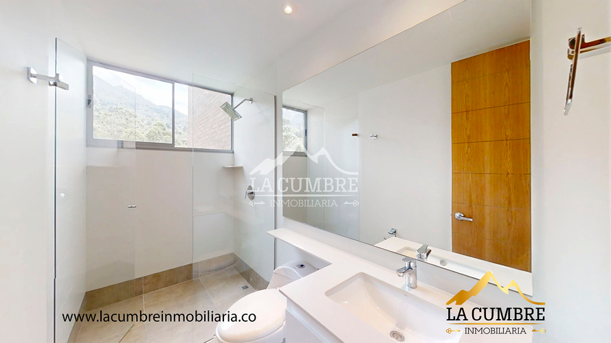 Apartamento de 3 alcobas en venta en Los Balsos, Medellín, 320 m² · foto 16 de 19