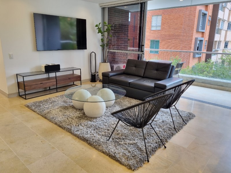 Apartamento en arriendo en La Linde, Medellín · foto 4 de 24
