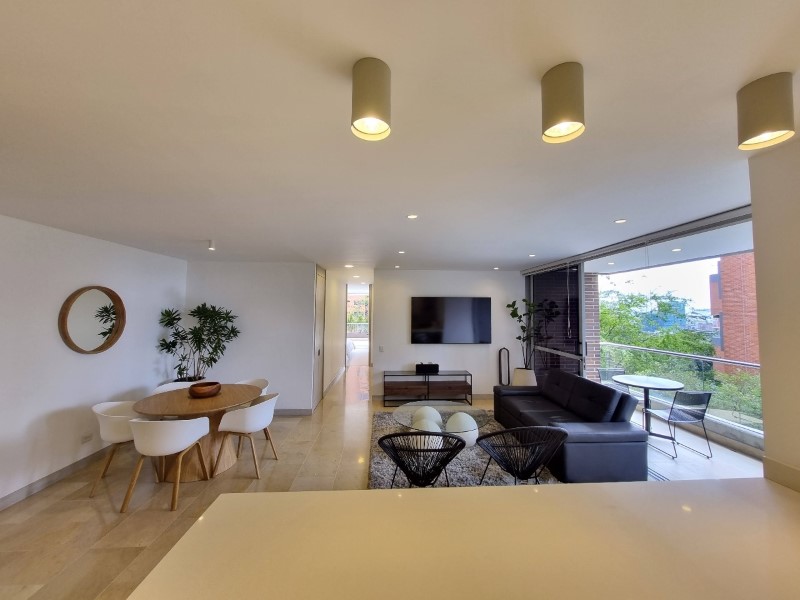 Apartamento en arriendo en La Linde, Medellín · foto 18 de 24