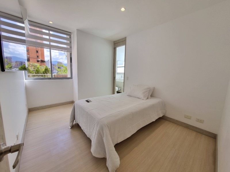 Apartamento en arriendo en La Linde, Medellín · foto 22 de 24