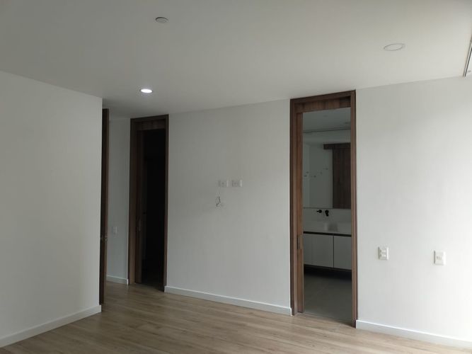 Apartamento de 3 alcobas en arriendo en El Poblado, Medellín, 174 m² · foto 10 de 20