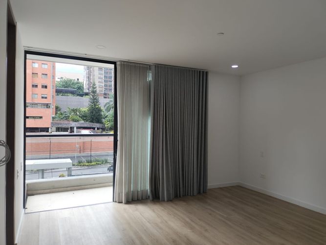 Apartamento de 3 alcobas en arriendo en El Poblado, Medellín, 174 m² · foto 15 de 20