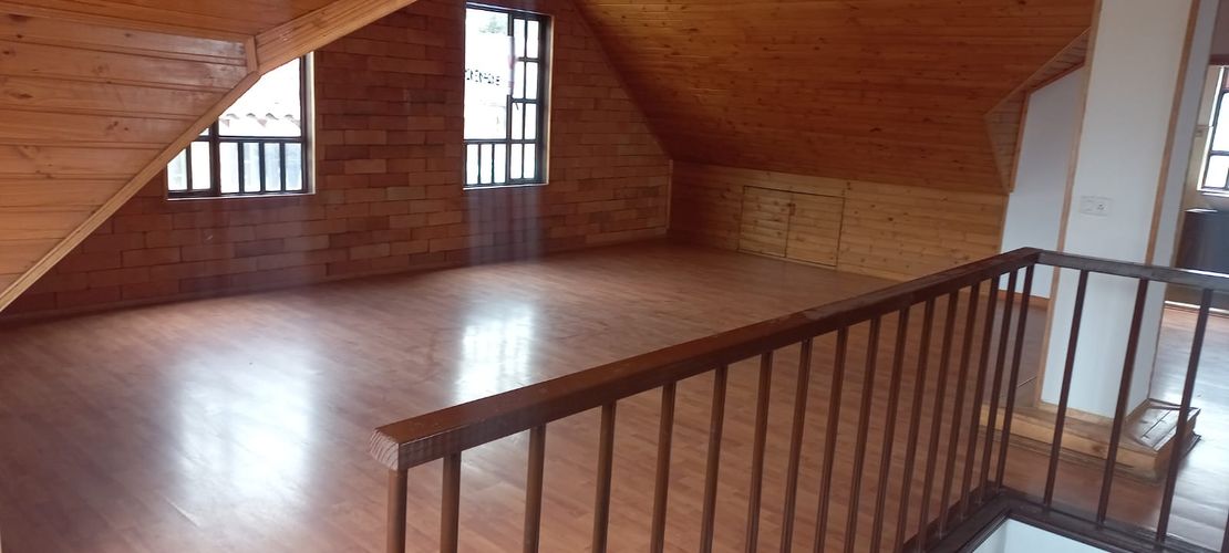 Casa de 5 alcobas en venta en Cota, 330 m² · foto 12 de 19