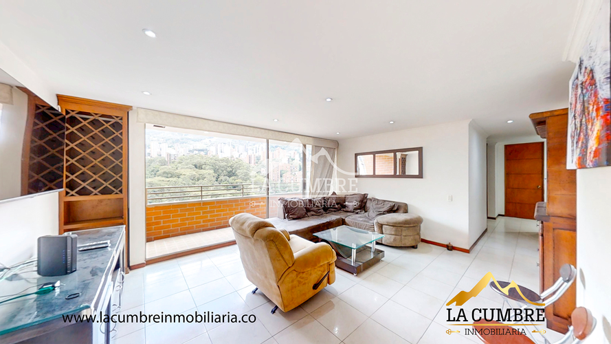 Apartamento de 3 alcobas en arriendo en Santa María De Los Ángeles, Medellín, 140 m² · foto 3 de 15