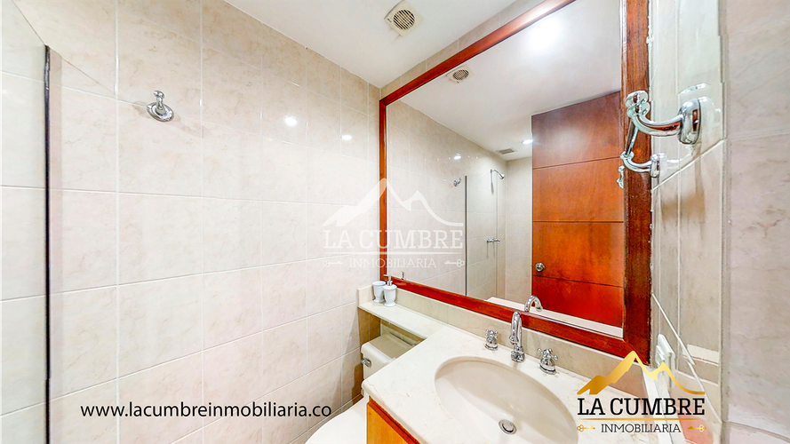 Apartamento de 3 alcobas en arriendo en Santa María De Los Ángeles, Medellín, 140 m² · foto 9 de 15