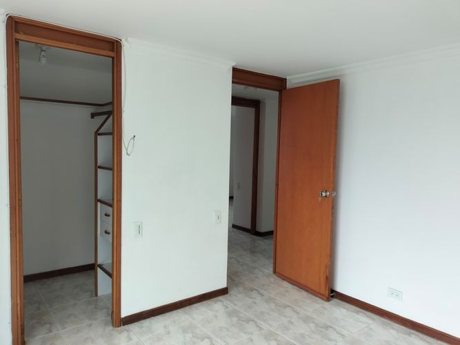 Apartamento de 3 alcobas en arriendo en El Poblado, Medellín, 99 m² · foto 7 de 18