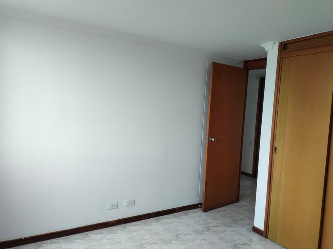 Apartamento de 3 alcobas en arriendo en El Poblado, Medellín, 99 m² · foto 8 de 18