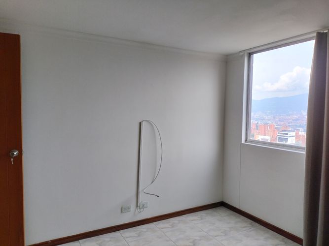 Apartamento de 3 alcobas en arriendo en El Poblado, Medellín, 99 m² · foto 9 de 18