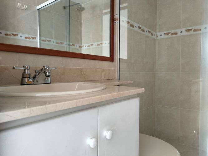 Apartamento de 3 alcobas en arriendo en El Poblado, Medellín, 99 m² · foto 16 de 18