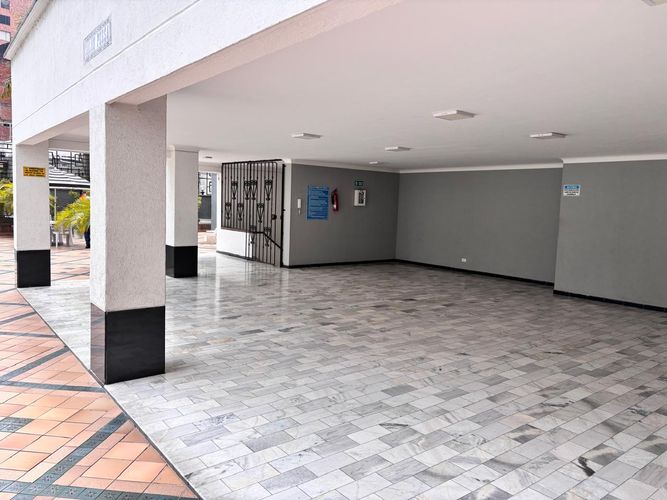 Apartamento de 3 alcobas en venta en Normandia, Cali, 160 m² · foto 16 de 17