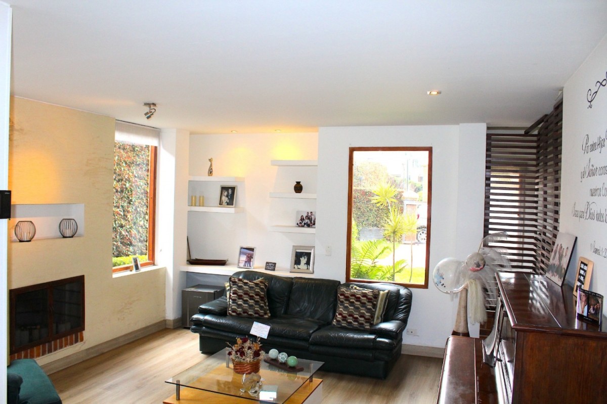 Casa en venta en Guaymaral, Bogotá · foto 9 de 24