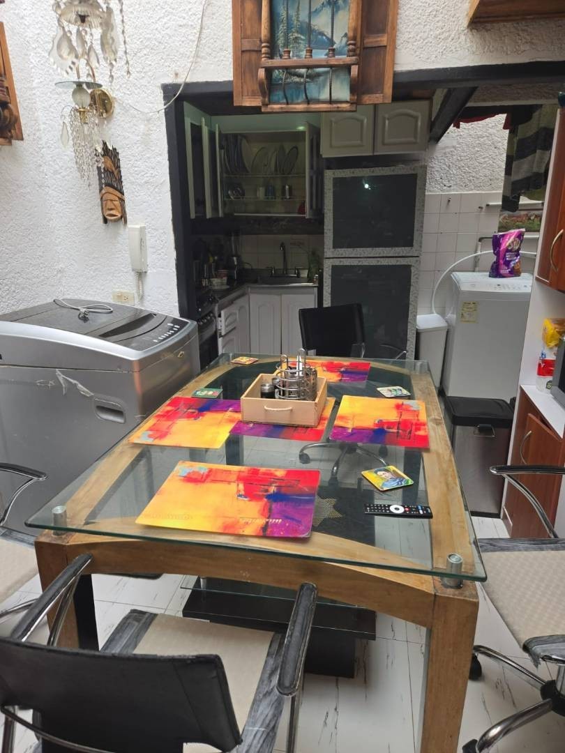 Casa en venta en San Jose De Bavaria, Bogotá · foto 3 de 10