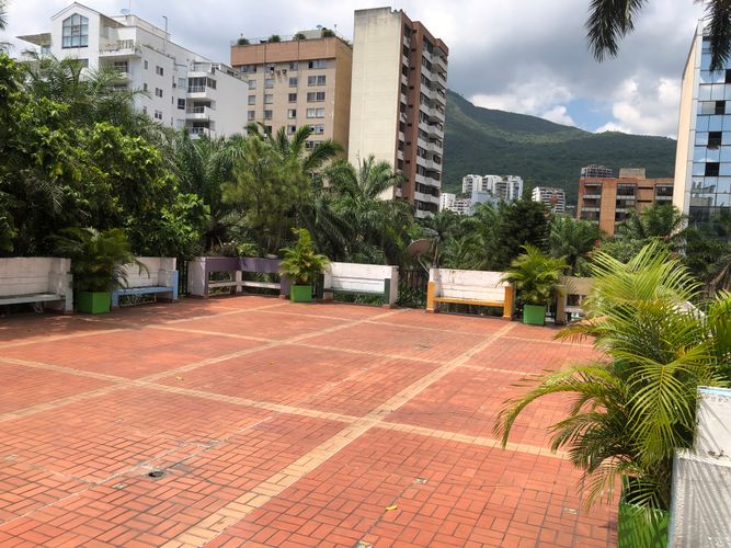 Edificio en arriendo en Versalles, Cali, 1500 m² · foto 5 de 16