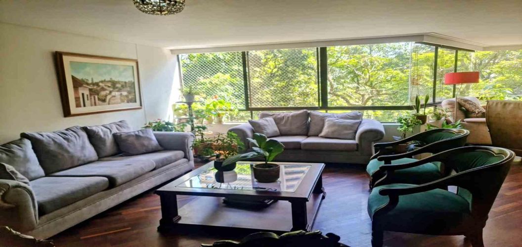 Apartamento de 3 alcobas en venta en La Florida, Medellín, 208 m² · foto 5 de 17