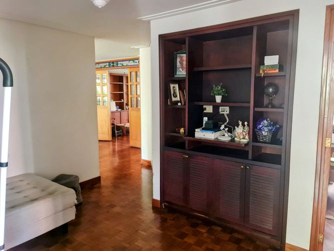 Apartamento de 3 alcobas en venta en La Florida, Medellín, 208 m² · foto 9 de 17