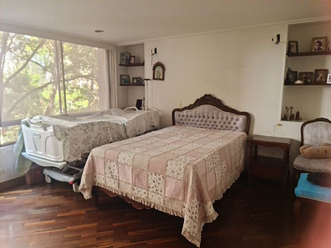 Apartamento de 3 alcobas en venta en La Florida, Medellín, 208 m² · foto 10 de 17
