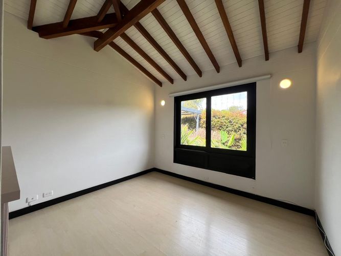 Casa de 4 alcobas en venta en Las Palmas, Envigado, 400 m² · foto 10 de 20