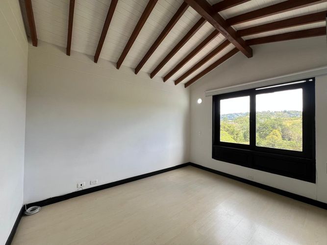 Casa de 4 alcobas en venta en Las Palmas, Envigado, 400 m² · foto 8 de 20