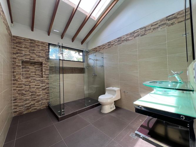 Casa de 4 alcobas en venta en Las Palmas, Envigado, 400 m² · foto 17 de 20