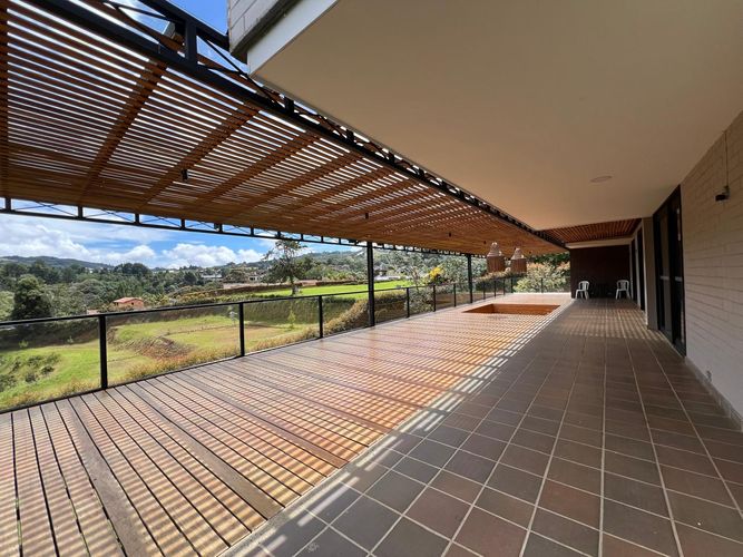 Casa de 4 alcobas en venta en Las Palmas, Envigado, 400 m² · foto 19 de 20