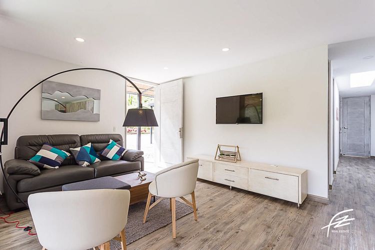 Finca en venta en El Retiro, 180 m² · foto 2 de 24