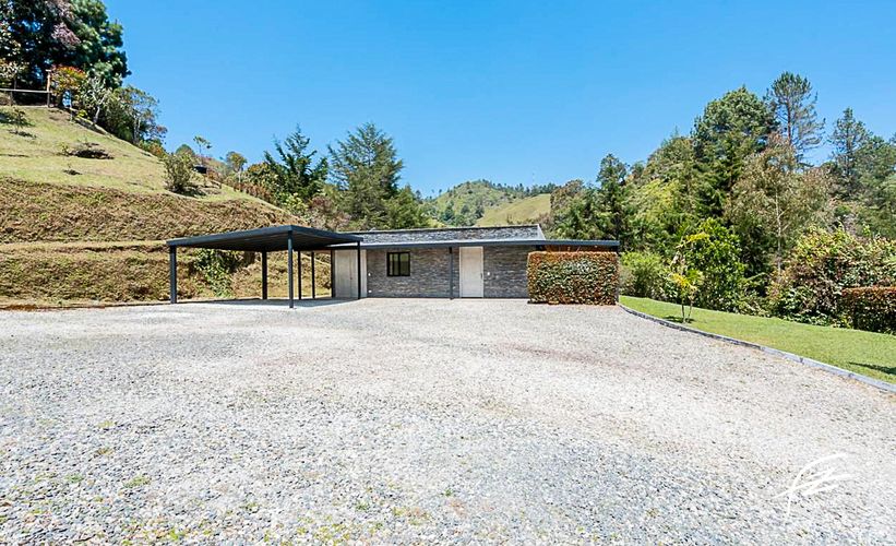 Finca en venta en El Retiro, 180 m² · foto 9 de 24