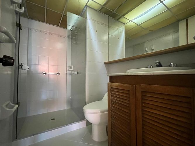 Apartamento de 3 alcobas en venta en El Poblado, Medellín, 137 m² · foto 16 de 18