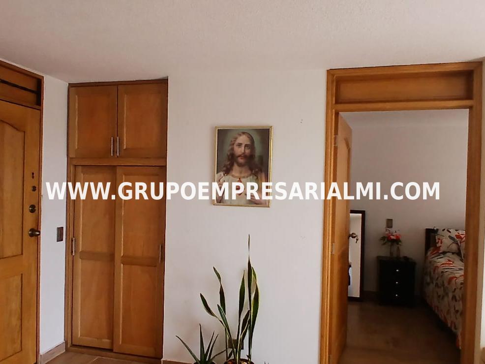 Apartaestudio for sale in Robledo, Medellín 3