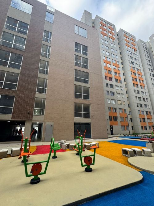 Apartamento en venta en Fontibon, Bogotá · foto 2 de 15