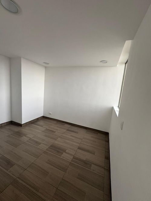 Apartamento en venta en Fontibon, Bogotá · foto 10 de 15