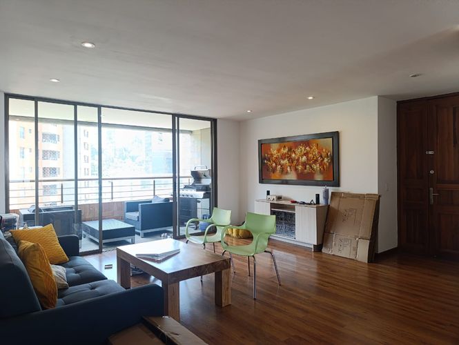 Apartamento de 3 alcobas en arriendo en Los Naranjos, Medellín, 160 m² · foto 4 de 20