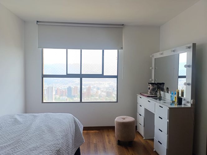 Apartamento de 3 alcobas en arriendo en Los Naranjos, Medellín, 160 m² · foto 10 de 20