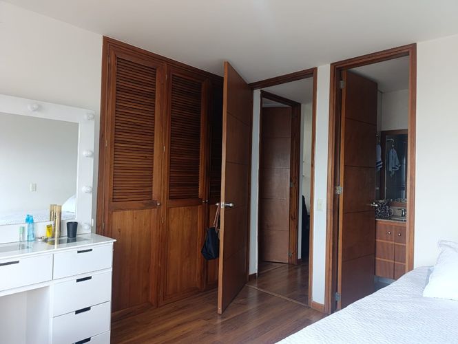 Apartamento de 3 alcobas en arriendo en Los Naranjos, Medellín, 160 m² · foto 8 de 20