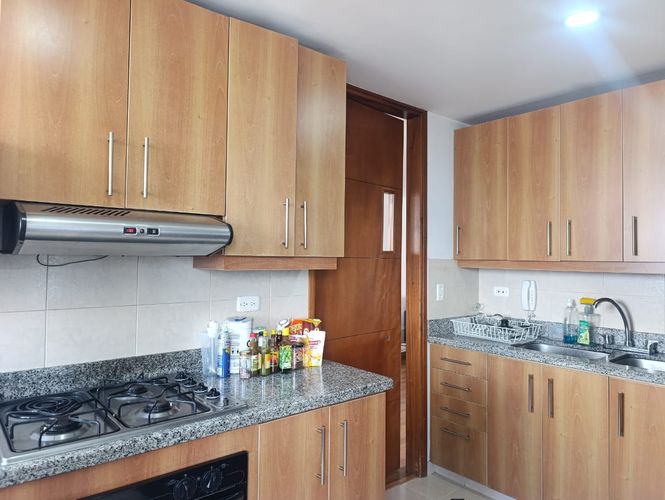 Apartamento de 3 alcobas en arriendo en Los Naranjos, Medellín, 160 m² · foto 6 de 20