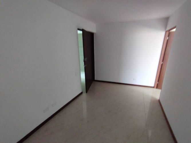 Oficina en arriendo en Aeropuerto, Rionegro, 73 m² · foto 6 de 9