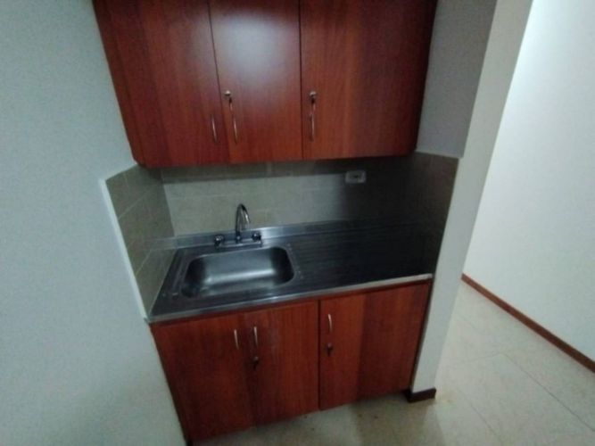 Oficina en arriendo en Aeropuerto, Rionegro, 73 m² · foto 9 de 9